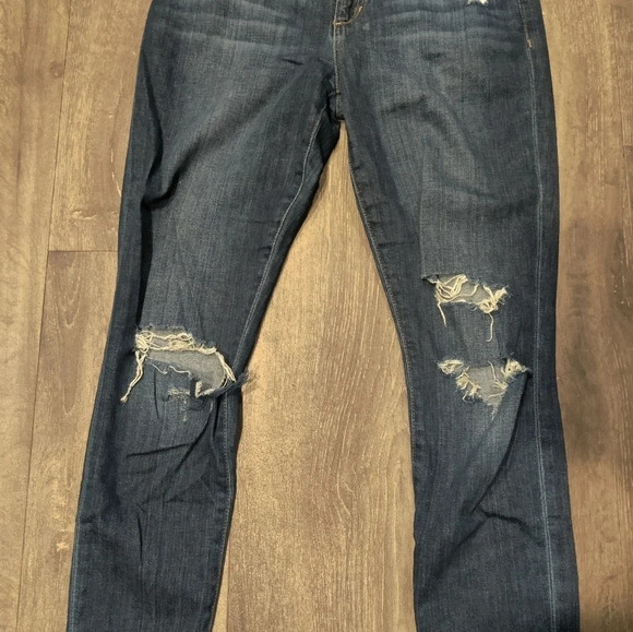 Joe's Jeans Distressed Skinny Jean in Vidika - Picture 5 of 7